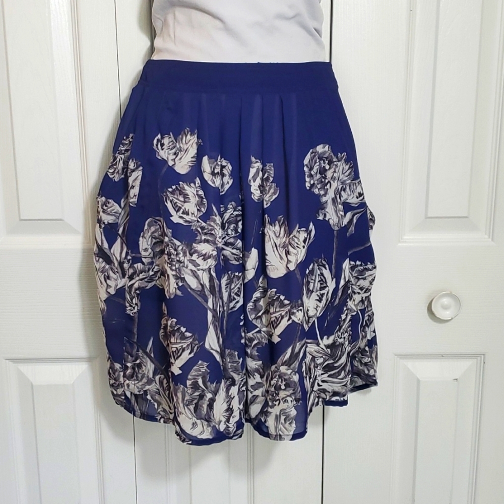 10 Crosby Derek Lam | Purple Floral Printed Knee-Length Skirt Sz 6